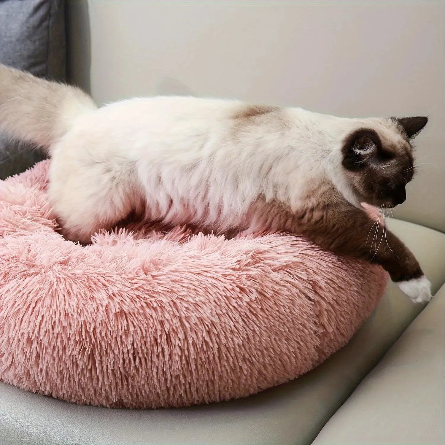 Cozy Donut Cuddler Pet Bed, Pink