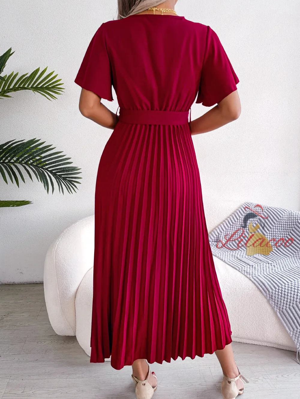 Cross V-neck Pleated Big Swing Dress