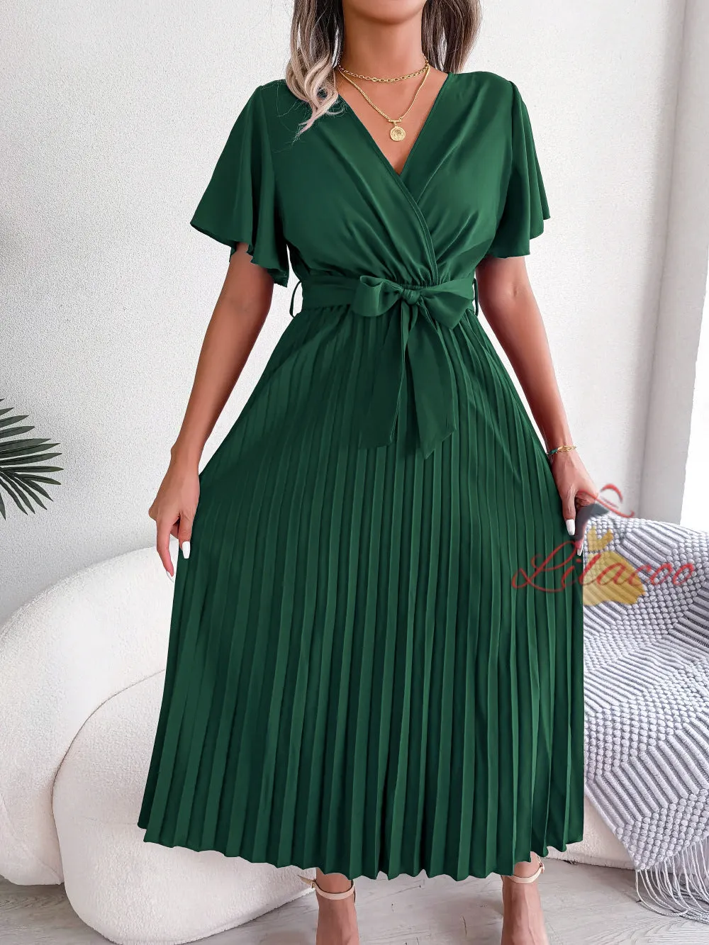 Cross V-neck Pleated Big Swing Dress