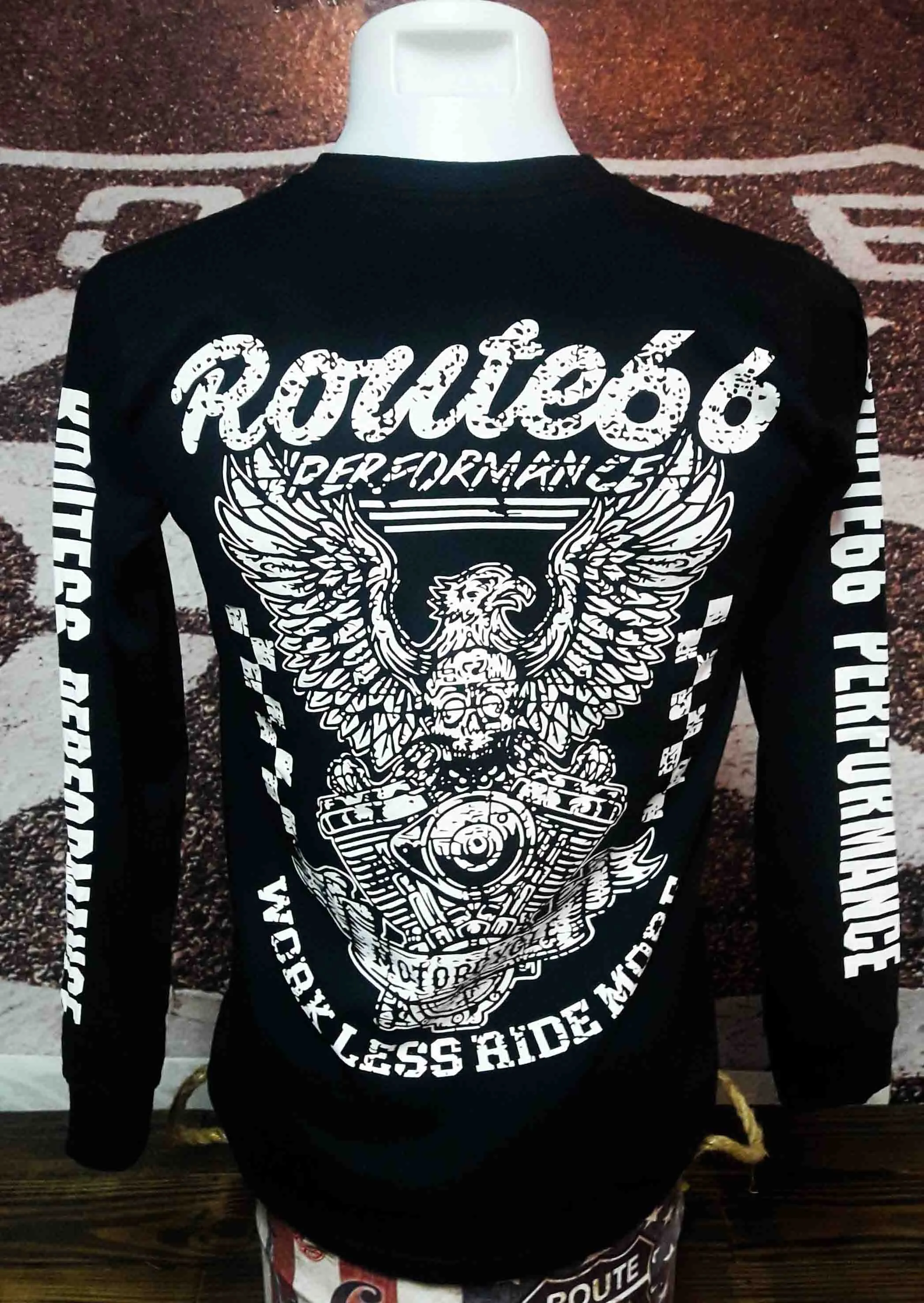 PERFORMANCE LONG SLEEVE SHIRT