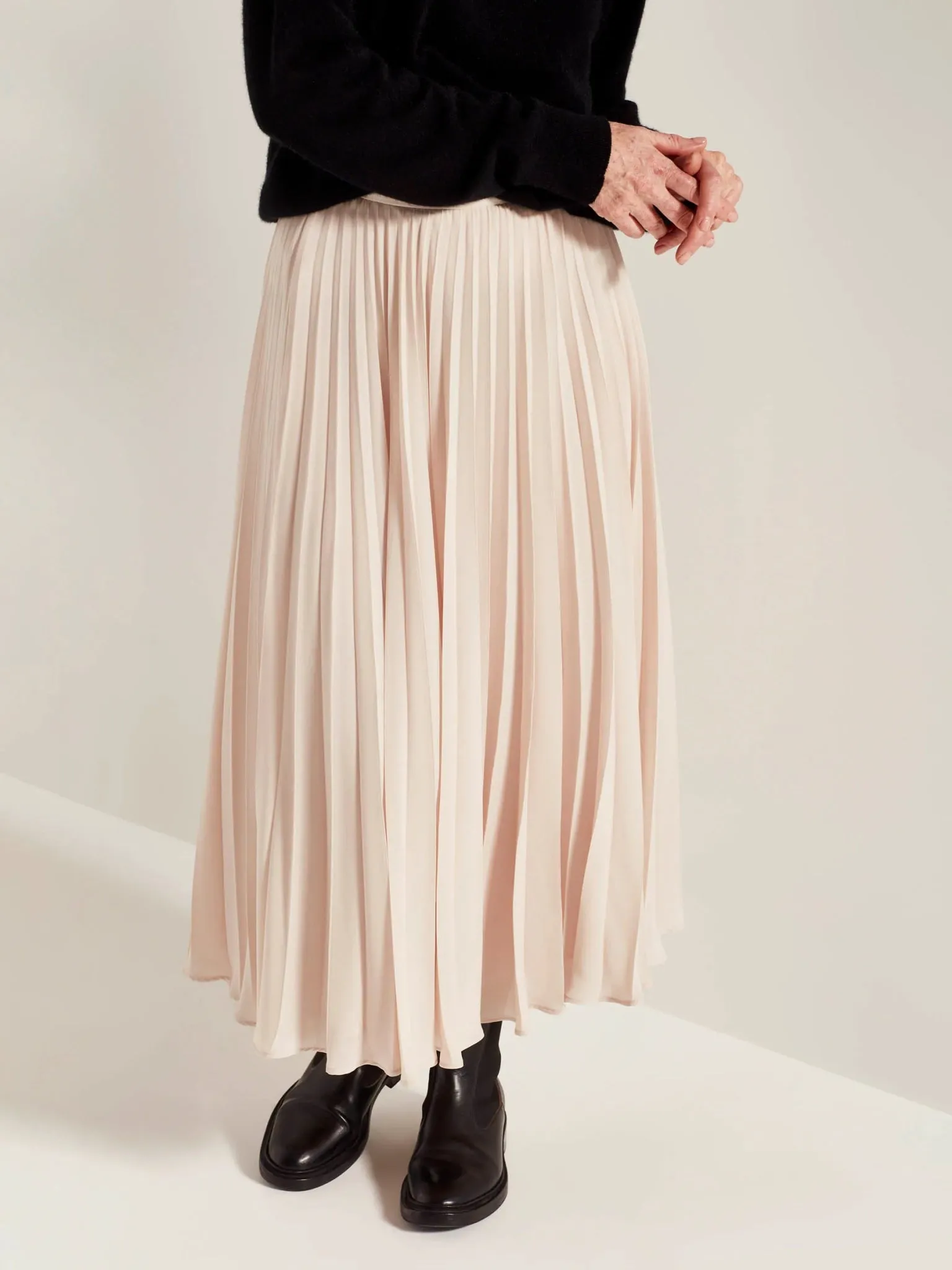 Posey Pleat Skirt (Matte Pleat) | Ecru