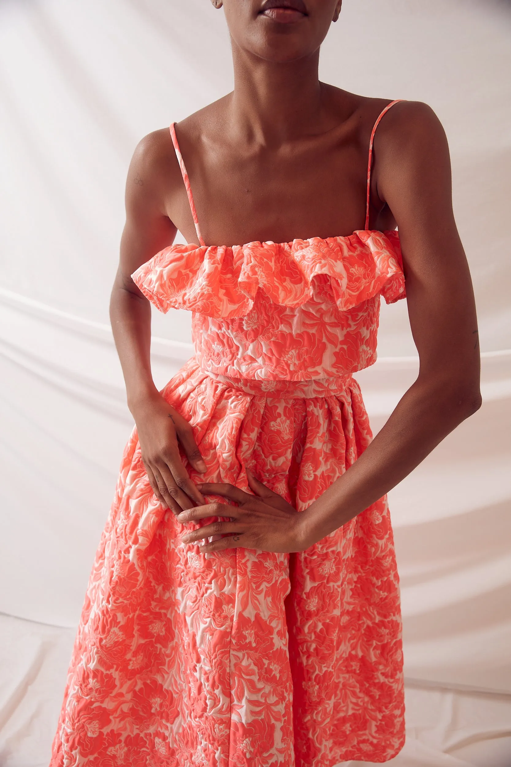 Ruffle Bandeau Top in Bouquet Cloque